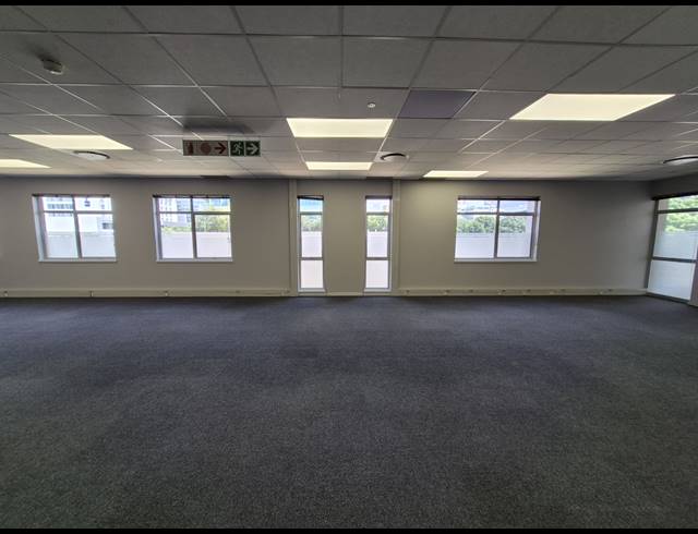 324M² OFFICE TO LET IN SANDTON CENTRAL
